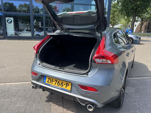 Volvo V40 1.5 T3 Polar+ Sport R DESIGN RIJKLARPRIJS INCL. 12MND BOVAG.