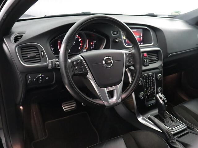 Volvo V40 2.0 T4 Business Sport R-Design (Nl-auto / Stoelverw. / Navi / Cruise)