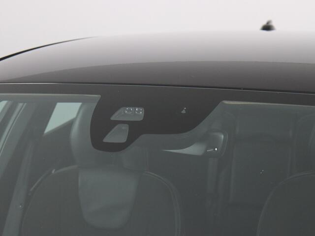 Volvo V40 2.0 T4 Business Sport R-Design (Nl-auto / Stoelverw. / Navi / Cruise)