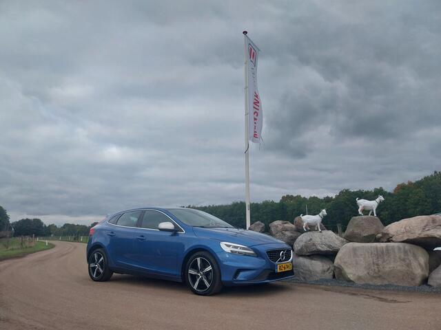Volvo V40 2.0 T4 191 PK Business Sport R Design ALCANTARA LED NAVI CRUISE ECC
