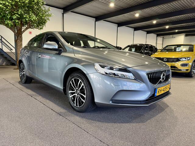 Volvo V40 2.0 T2 Nordic+ Navigatie| Trekhaak | Stoelverwarming | Dealer onderhouden | NAP