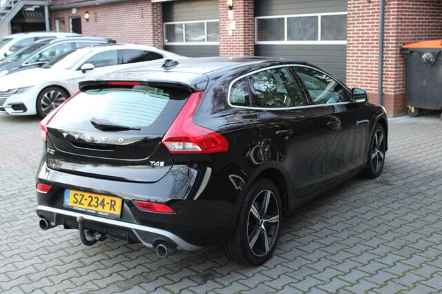 Volvo V40 2.0 T4 R-DESIGN 190PK Stoelverwarming navi