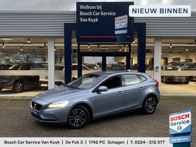 Volvo V40 2.0 T2 Nordic+ / NL-Auto / Dealer-Onderhouden / Standkachel / Cruise-Control / Climate-Control / Stoelverwarming / LED / Radio-Bluetooth / Navi / Verwarmde-Voorruit / PDC-Achter / 16'' LMV / ENZ.
