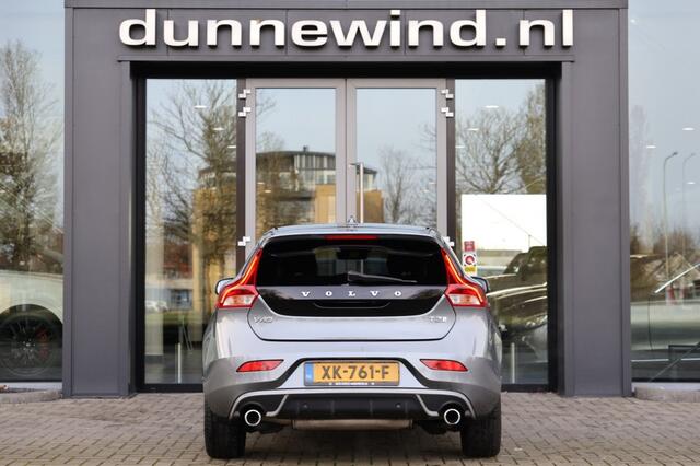 Volvo V40 1.5 T3 R-DESIGN LED*CAMERA*PANO*KEYLESS*HenK*DEALERONDERHOUDEN*