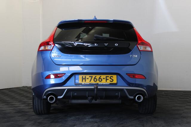 Volvo V40 1.5 T3 Polar+ Sport |Pano|Stoelverwarming|Trekhaak|