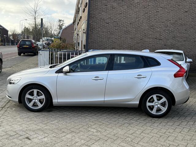 Volvo V40 1.5 T2 122 pk Geartronic Kinetic