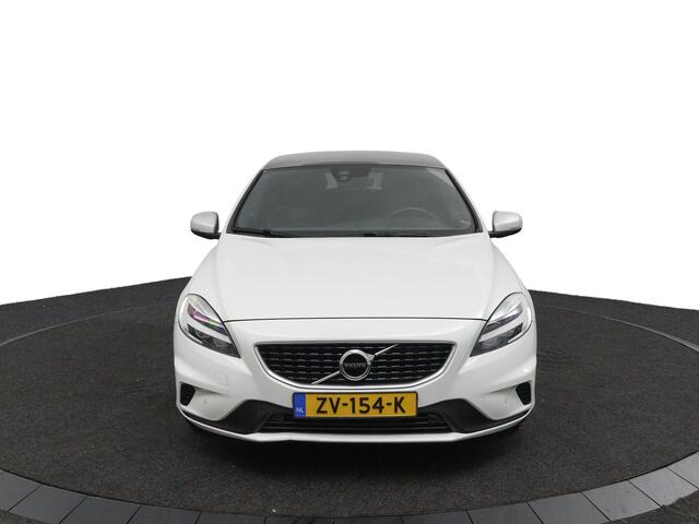 Volvo V40 1.5 T3 Polar+ Sport Panoramadak | Automaat | trekhaak | navigatie| stoelverwarming