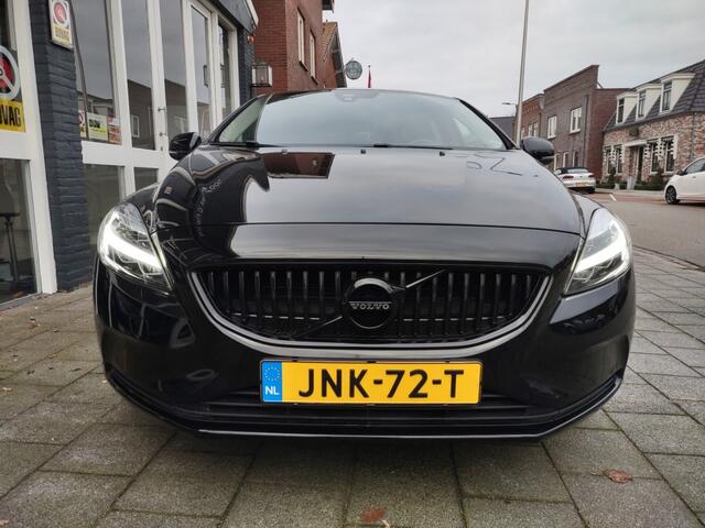 Volvo V40 T3 BLACK-EDITION AUTOMAAT