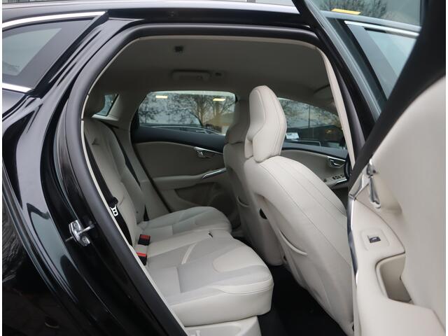 Volvo V40 1.5 T2 Momentum / Automaat