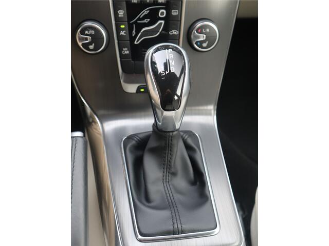 Volvo V40 1.5 T2 Momentum / Automaat