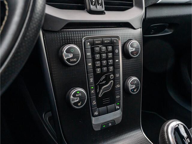 Volvo V40 1.5 T3 Polar+ Sport R-Design ORG NL PANO FULL LED STOELVERW