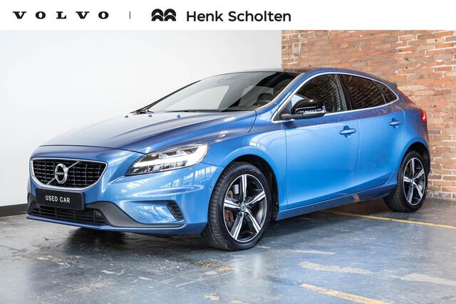 Volvo V40 T3 Polar+ Sport | Afneembare trekhaak | Panoramadak | Premium Audio by Harman Kardon | Navigatie | Parkeercamera | Parkeersensoren voor en achter | Volvo on Call | Keyless Entree | Volvo Guard Alarm