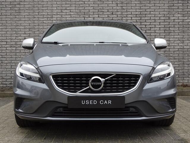 Volvo V40 2.0 T5 R-Design 245 pk aut | 19 inch |