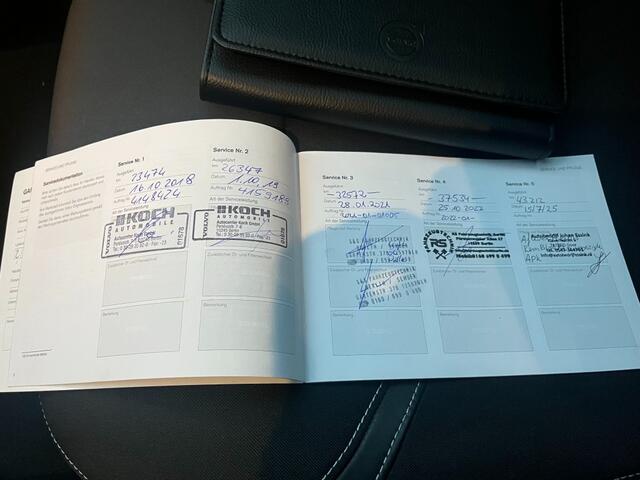 Volvo V40 122PK AUTOMAAT Momentum LED/Achteruirijcamera/winterpakket