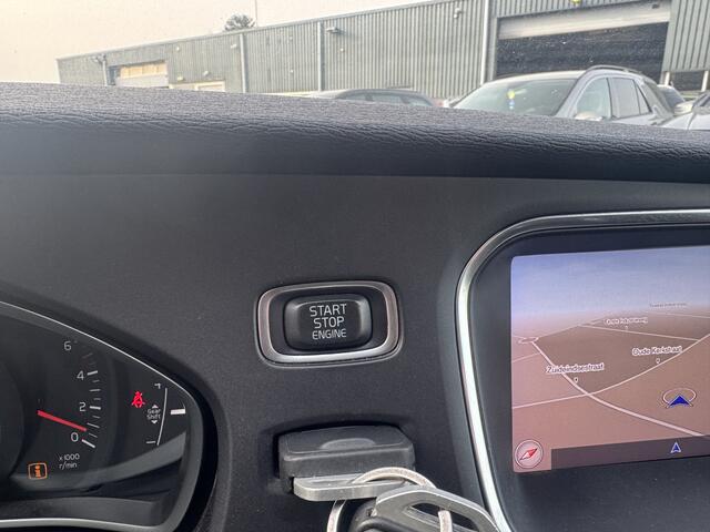 Volvo V40 2.0 D2 Momentum