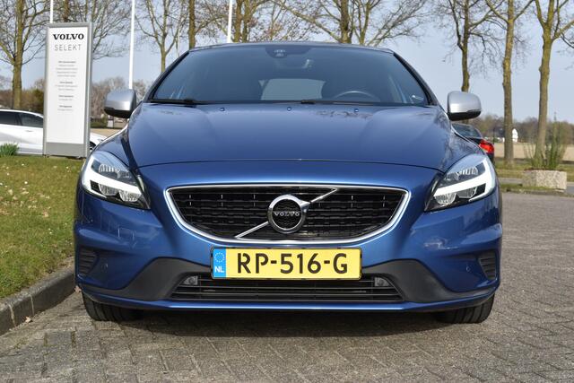 Volvo V40 T4 190PK Business Sport | PDC V/A | Cruise Control | Camera Achter | 17'' | Stoelverwarming