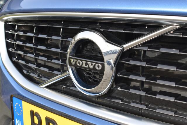 Volvo V40 T4 190PK Business Sport | PDC V/A | Cruise Control | Camera Achter | 17'' | Stoelverwarming