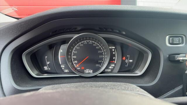 Volvo V40 2.0 T2 Nordic+ STANDKACHEL / STOELVERW / FULL LED / NAVI / CLIMA / PDC / BLUETOOTH / CRUISE / NL-AUTO