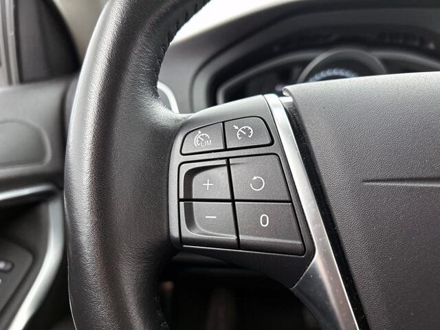 Volvo V40 1.5 T3 Nordic+ | Automaat | Stoelverwarming | Trekhaak |