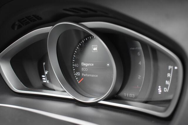 Volvo V40 T3 152PK Automaat Dynamic Edition | Trekhaak |