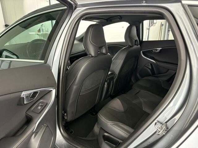 Volvo V40 1.5 T3 Polar+ Sport | TREKHAAK | CAMERA | STOELVERW. |