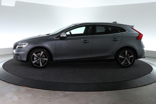 Volvo V40 1.5 T3 Polar+ Sport | TREKHAAK | CAMERA | STOELVERW. |