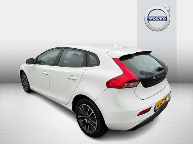 Volvo V40 1.5 T2 Polar+ | Standkachel | Achteruitrijcamera | LED Koplampen | Navigatie | Stoelverwarming | Parkeersensoren