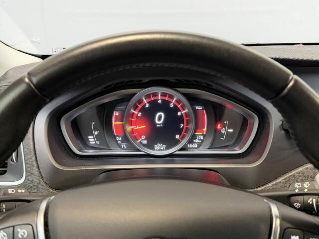 Volvo V40 2.0 T2 Momentum LED|Cruise|Navi|Winterpack