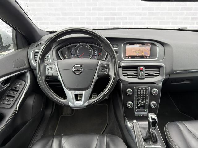 Volvo V40 2.0 D3 Business Sport | Lederen Bekleding | Achteruitrijcamera | Panoramadak | Keyless Start | Standkachel | Navigatie | Stoelverwarming | LED Koplampen |