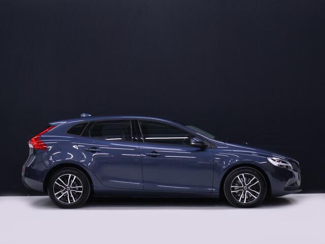 Volvo V40 1.5 T2 Polar+ [CRUISE CONTROL, BLUETOOTH TELEFOON, PDC ACHTER, STOELVERWARMING, AUTOMATISCHE AIRCO, LED KOPLAMPEN, NIEUWSTAAT]