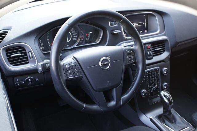 Volvo V40 1.5 T2 R-Design Cr, BT, PDC, Navi