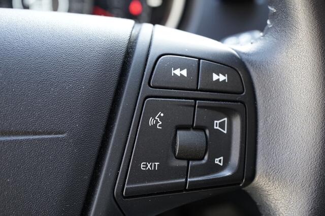 Volvo V40 1.5 T2 R-Design Cr, BT, PDC, Navi