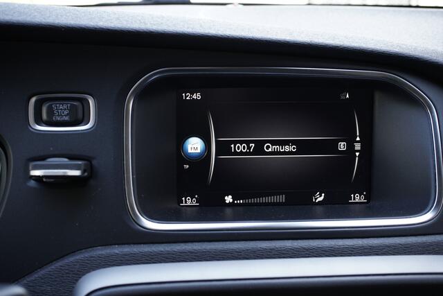 Volvo V40 1.5 T2 R-Design Cr, BT, PDC, Navi