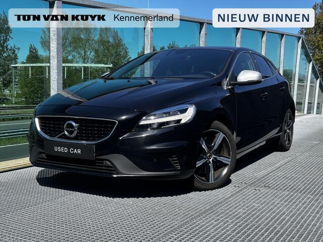 Volvo V40 1.5 T3 Polar+ Sport Automaat, Alarm, Panorama dak, Harman-Kardon Premium Audio, Trekhaak, Full led verlichting, Verwamde stoelen.