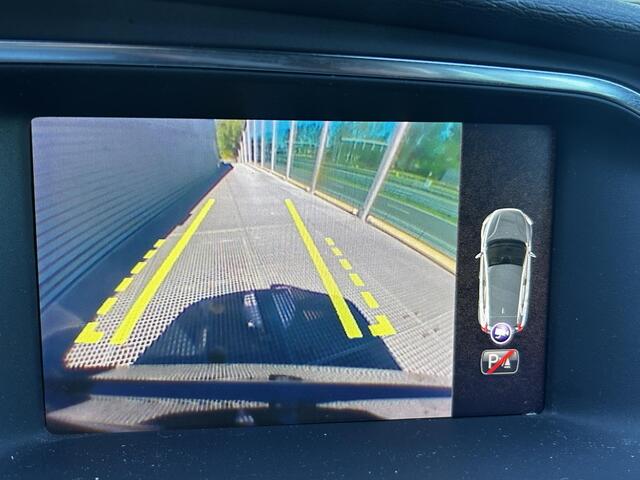 Volvo V40 1.5 T3 Polar+ Sport Automaat, Alarm, Panorama dak, Harman-Kardon Premium Audio, Trekhaak, Full led verlichting, Verwamde stoelen.