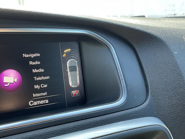 Volvo V40 2.0 D3 Business Sport Automaat Pano Nav/Cam Stoelverw Leer Orig.NL Voll.Onderhouden!