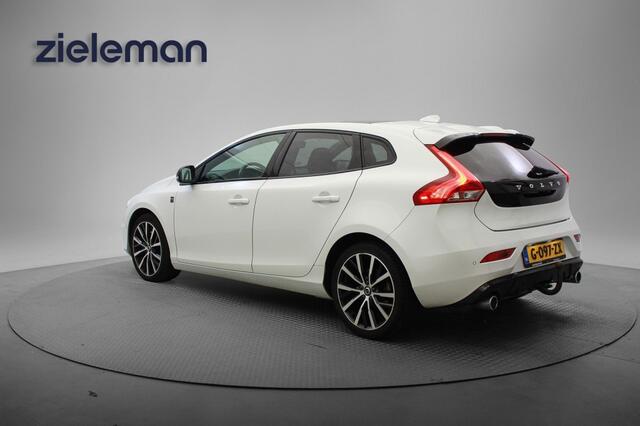 Volvo V40 1.5 T3 Polar+ Sport Automaat - Panorama, Camera, Half Leer, Stoelverw.