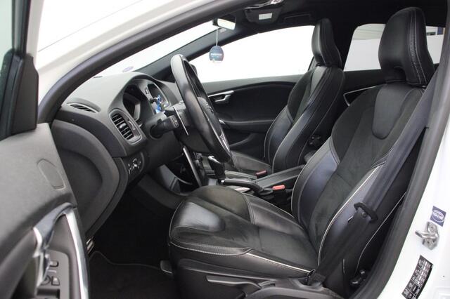 Volvo V40 1.5 T3 Polar+ Sport Automaat - Panorama, Camera, Half Leer, Stoelverw.