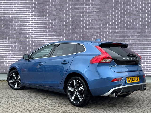 Volvo V40 1.5 T3 Polar+ Sport | R-Design | Parkeerverwarming | Panoramadak | Achteruitrijcamera | Parkeersensoren | Lederen Bekleding | Harman Kardon Audio | Stoelverwarming