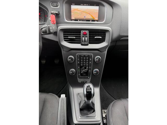 Volvo V40 2.0 T2 Inscription 1ste eig. RIJDT GOED APK 4-2027 INCL BTW