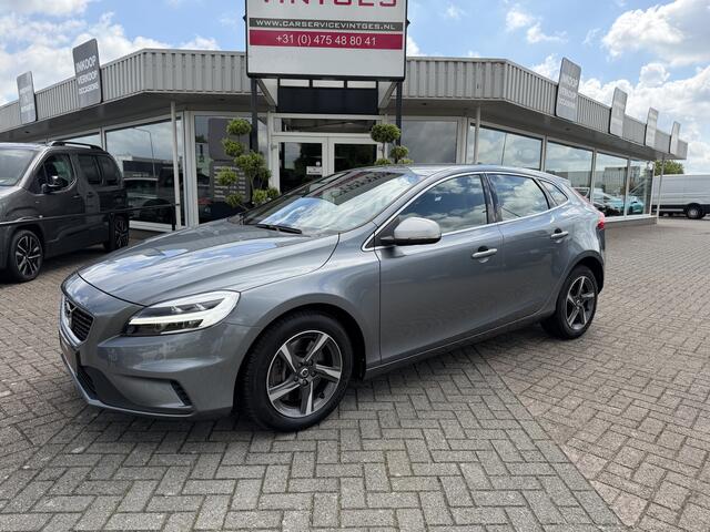 Volvo V40 Volvo 2.0 D2 R-Design Automaat | Uniek lage km-stand | Navi | Climate | LED