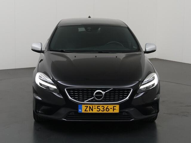 Volvo V40 1.5 T3 Polar+ Sport | Panoramadak | Navigatie | Parkeercamera | Climate Control | Cruise Control | Stoelverwarming |