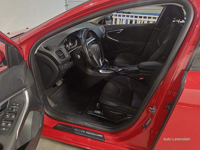 Volvo V40 1.5 T2 122pk Edition+ Aut.6 Navi / Wifi / Climate C./ Cruise C./ LED
