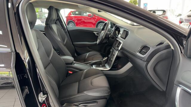 Volvo V40 1.5 T2 Nordic+ Automaat Trekhaak