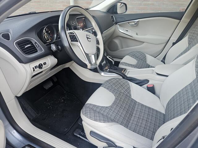 Volvo V40 1.5 T2 Edition+