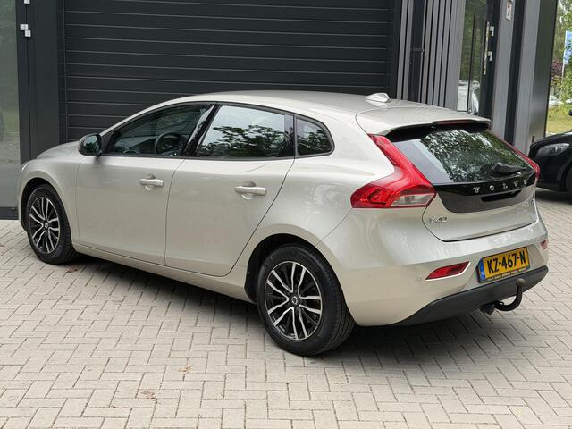 Volvo V40 2.0 D2 Momentum