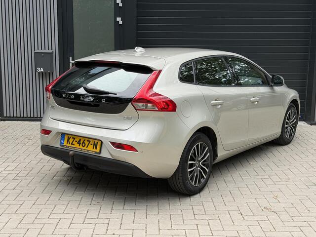 Volvo V40 2.0 D2 Momentum