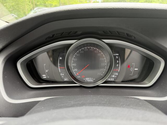 Volvo V40 2.0 D2 Momentum