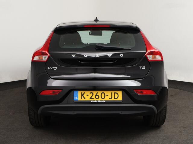 Volvo V40 2.0 T2 Momentum | 17 inch o Cruise o Parkeersensoren
