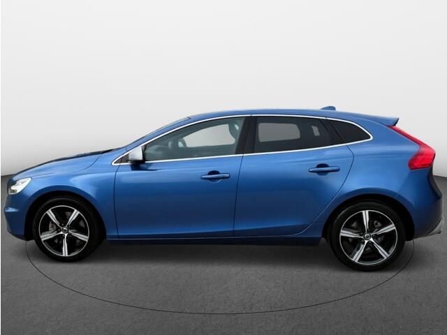 Volvo V40 1.5 T3 Polar+ Sport Aut | Panoramadak | Lederen bekleding | Trek